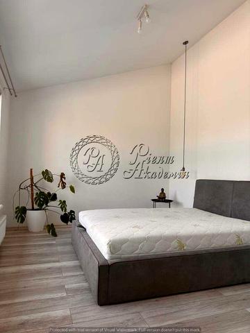 Соборна вул., (Будинок 16)