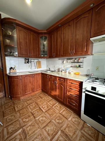 Незалежності бульв. (50 років Жовтня), 15