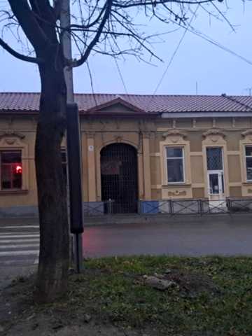 Корятовича пл., 17