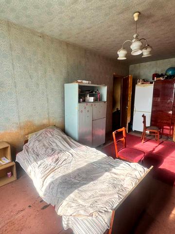 Володимира Бизова вул. (Якіра), 1