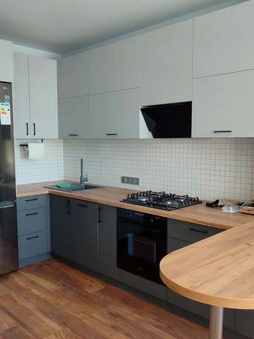 Паркова вул., (Будинок 2)