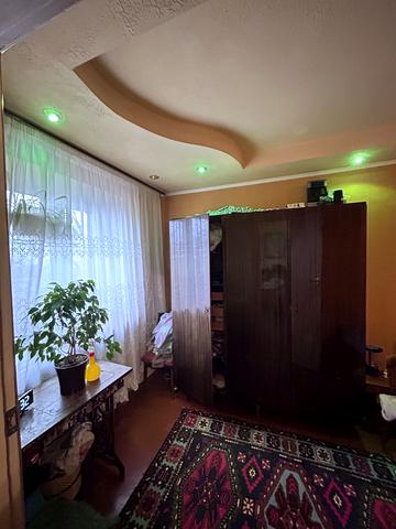 Миру вул., 11