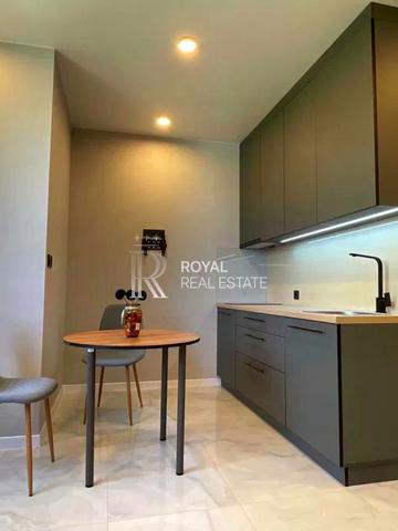 Практична вул., 1