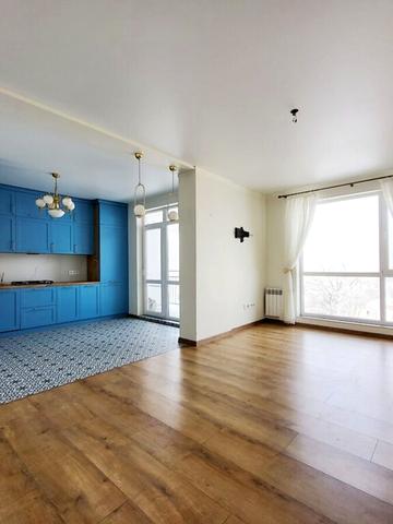 Центральна вул. (Мічуріна), 12