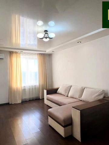 Соборна вул. (), 10-А