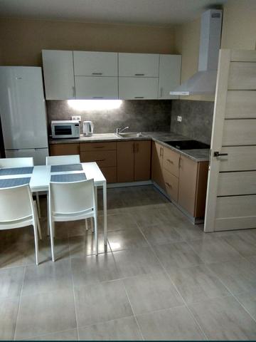 Митрополита Василя Липківського вул. (Урицького), 37-Б