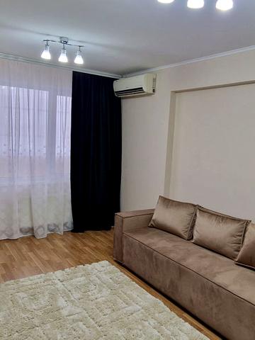 Щоголєва вул., 10/12