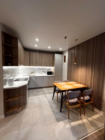 Європейського Союзу просп. (Правди), 49