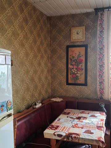 Олександра Поля просп. (Кірова), 129-Б