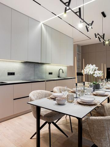 Василя Тютюнника вул. (Анрі Барбюса), 43