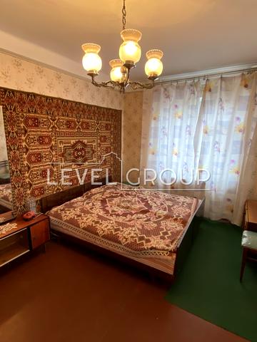 Павла Тичини просп., 21