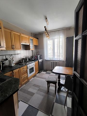 Тростянецька вул., 6