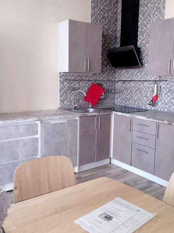 Кирило-Мефодіївська вул., 2