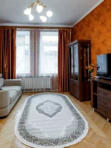 Личаківська вул. (), 117