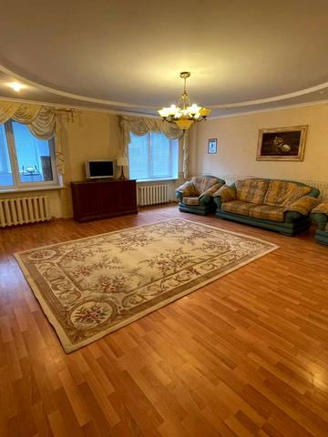 Педагогічна вул., 17