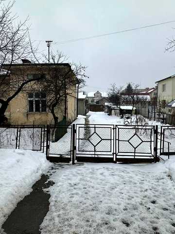 Євгена Коновальця вул., 150