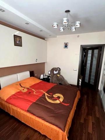 Щепова вул., 4