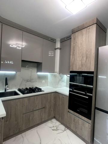 Роксоляни вул., 43а