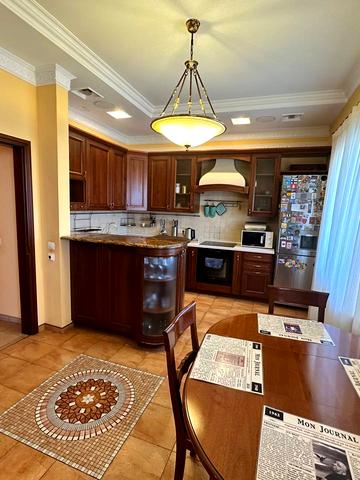 Зої Бутенко вул. (Сєченова), 7-А