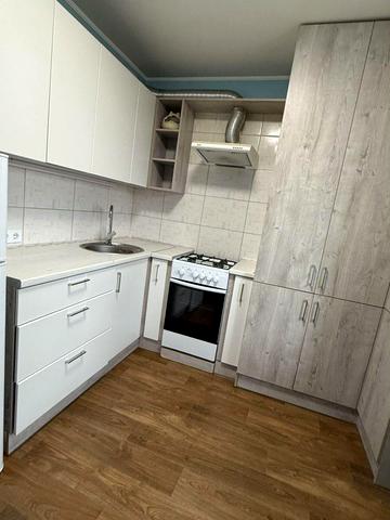 Колективна вул., 4/1