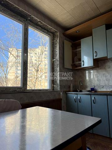 Нескорених вул., 20/321