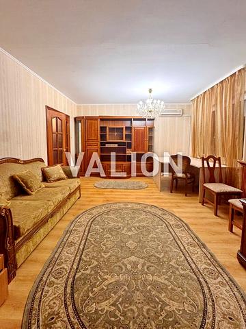 Машинобудівна вул., 21