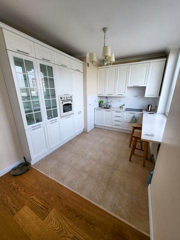 Валерія Лобановського просп., 150-Г