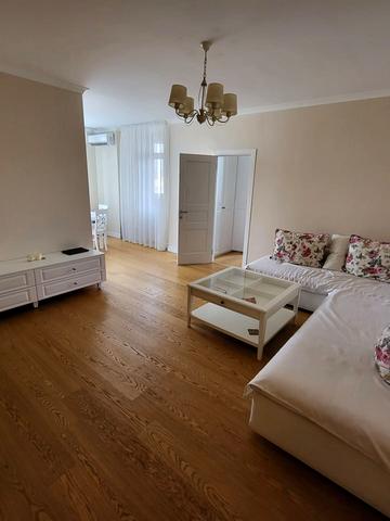 Валерія Лобановського просп., 150-Г