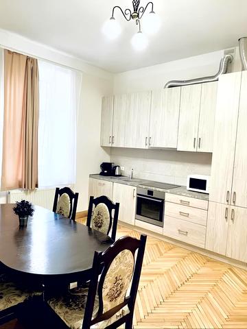 Миколая Коперника вул., 26