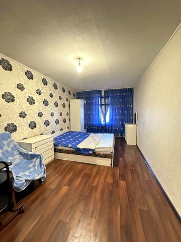 Богдана Хмельницького просп. (Героїв Сталінграда), 38