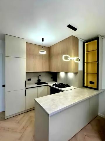 Роксоляни вул., (Будинок 2)