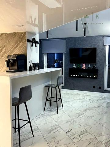 Озерянська вул. (Муранова), 13