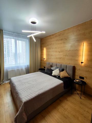 Університетська вул., 1л