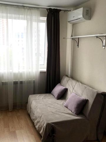 Машинобудівна вул., 41