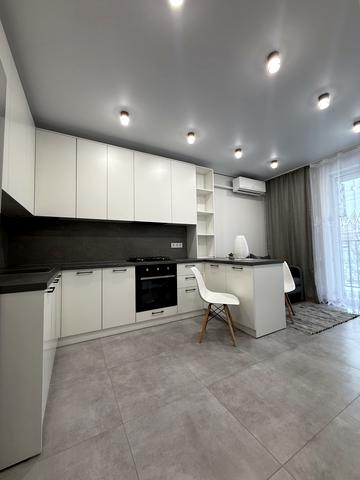 Роксоляни вул., 30