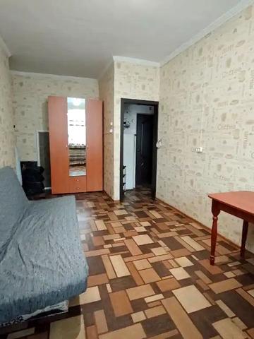 Івана Мазепи просп. (Петровського), 44