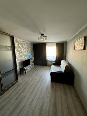 Сержа Лифаря вул. (Олександра Сабурова), 16