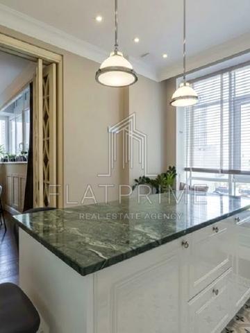 Андрія Верхогляда вул. (Михайла Драгомирова), 12