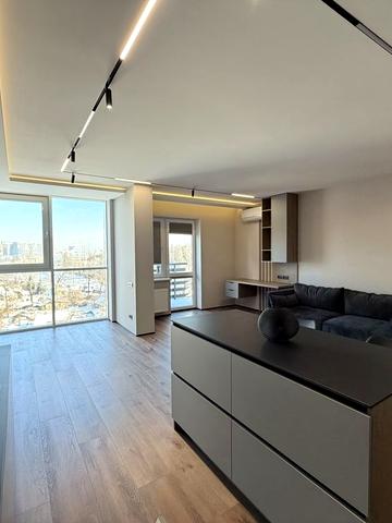 Нижньоключова вул., 14