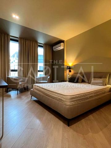 Антоновича вул. (Горького), 44