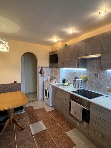 Паркова вул., 46б