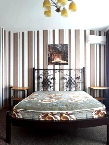 Миколи Бажана просп., 1-А