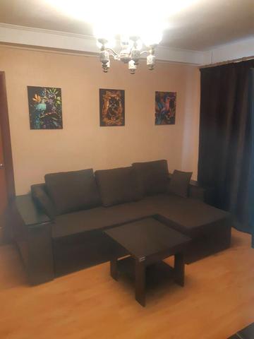 Високовольтна вул., 20