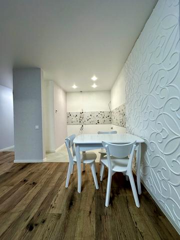 Фестивальний пров., 16