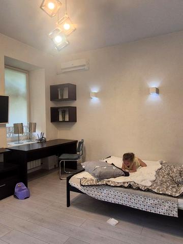 Бориса Литвака вул. (Заславського), 6