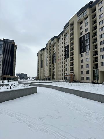 Володимира Великого вул., 2в