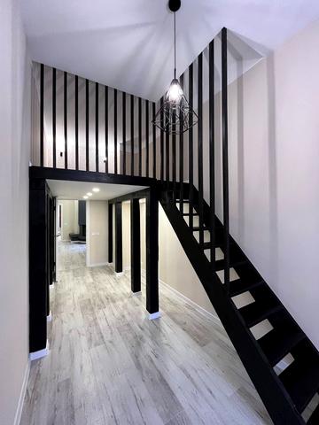 Лесі Українки вул., 18