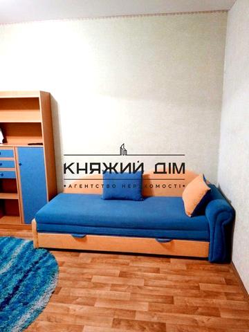 Урлівська вул., 20