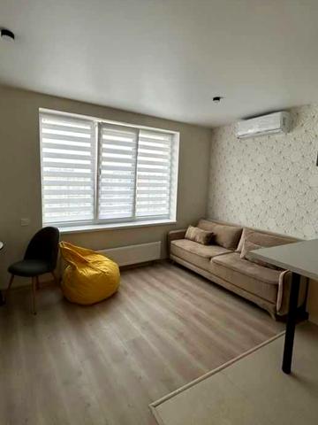 Дніпровська набережна вул., 19-А