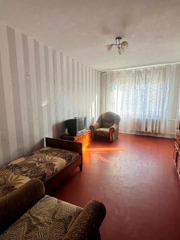 5-й Зарічний мікрорайон вул., 42